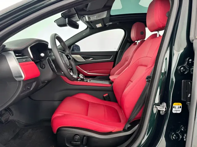 Jaguar XFL — Фото автомобиля 7