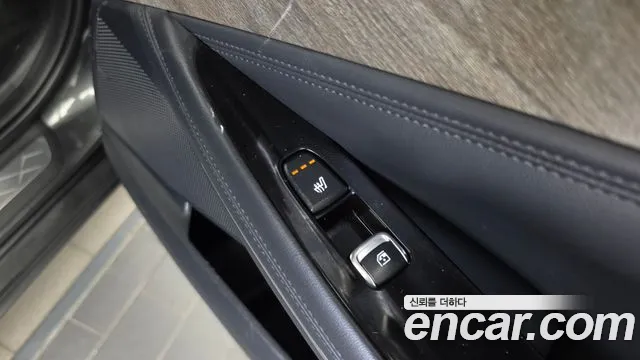 Kia K8 K8 Hybrid — Фото автомобиля 25