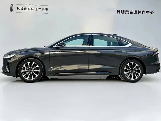 Lincoln Z — Фото автомобиля 3