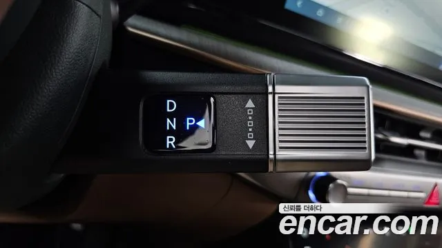 Hyundai Grandeur GN7 — Фото автомобиля 9