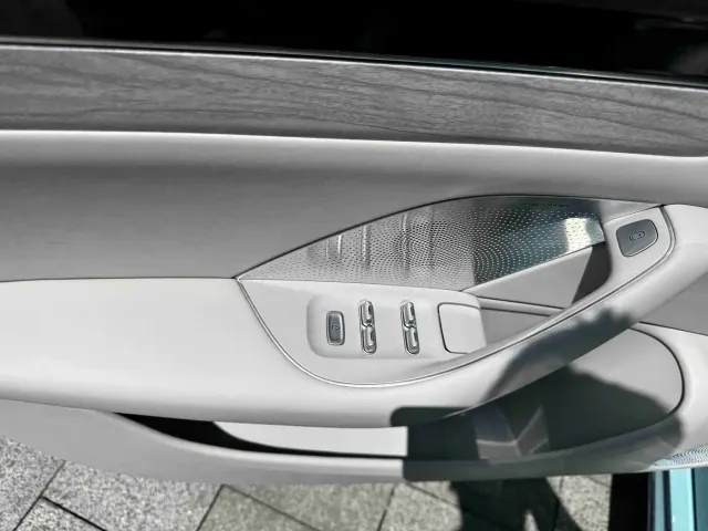 Luxeed S7 — Фото автомобиля 14
