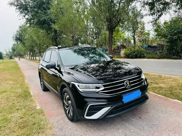 Volkswagen Tiguan L 2022 330TSI Automatic 2WD Smart Edition — Фото автомобиля 3