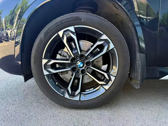 BMW X1 — Фото автомобиля 9
