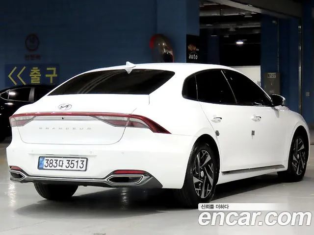 Hyundai Grandeur Exclusive — Фото автомобиля 2