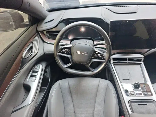 BYD Seal — Фото автомобиля 2