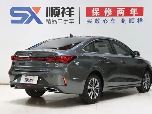 Changan Eado — Фото автомобиля 5