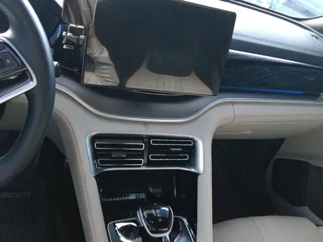 BYD Song PLUS — Фото автомобиля 16