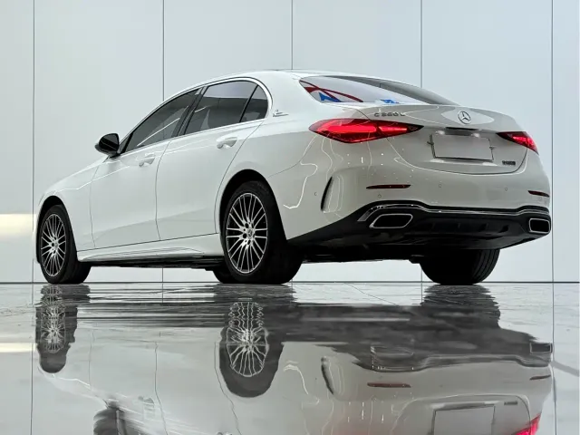 Mercedes-Benz C-Class — Фото автомобиля 14