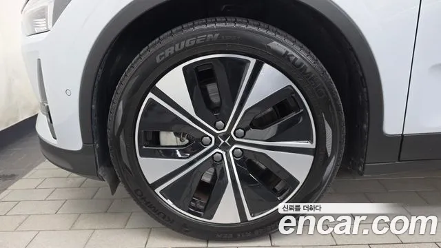 Polestar Polestar 2 — Фото автомобиля 4
