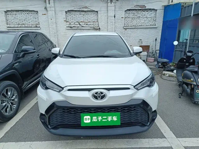 Toyota Frontlander — Фото автомобиля 2