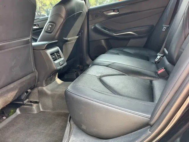 Toyota Avalon — Фото автомобиля 4