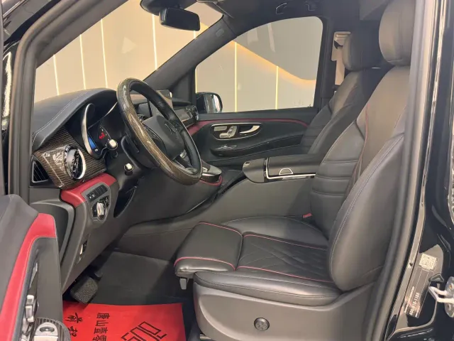 Mercedes-Benz Mercedes-Benz V-Class 2024 V 300 L Long Wheelbase Premium — Фото автомобиля 18