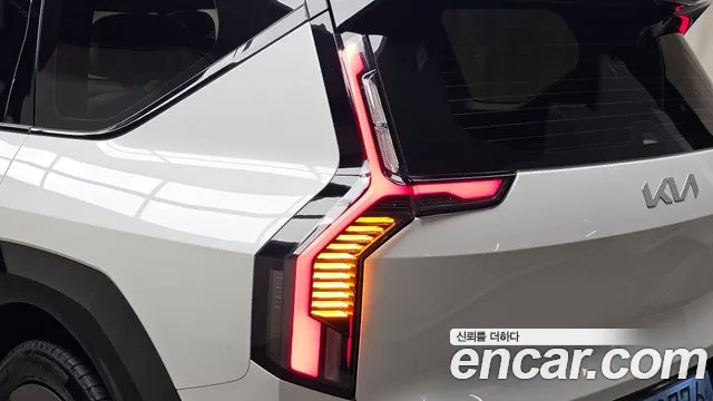 Kia EV9 — Фото автомобиля 23