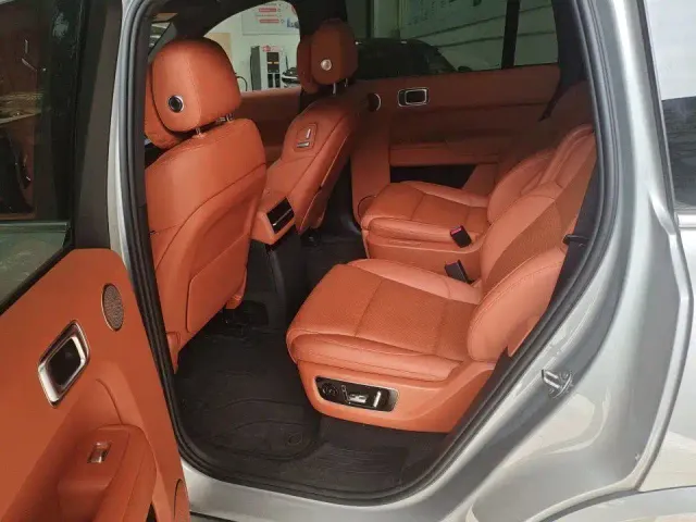 Li Auto L9 — Фото автомобиля 4