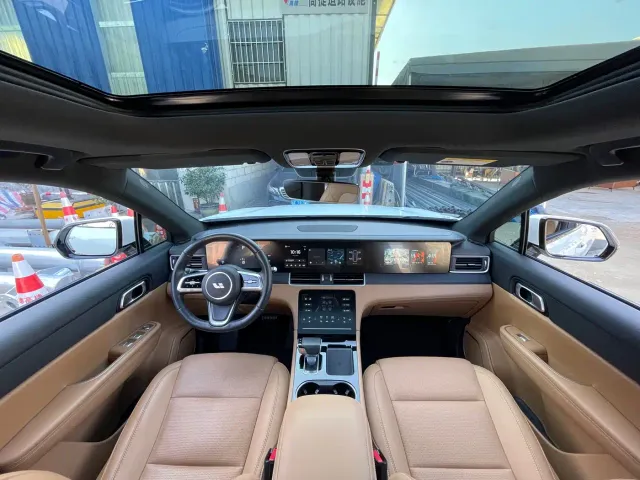 Li Auto ONE — Фото автомобиля 9