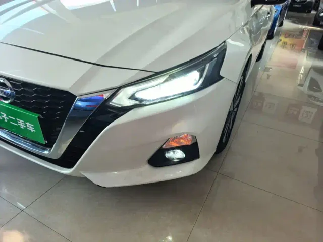 Nissan Teana — Фото автомобиля 23