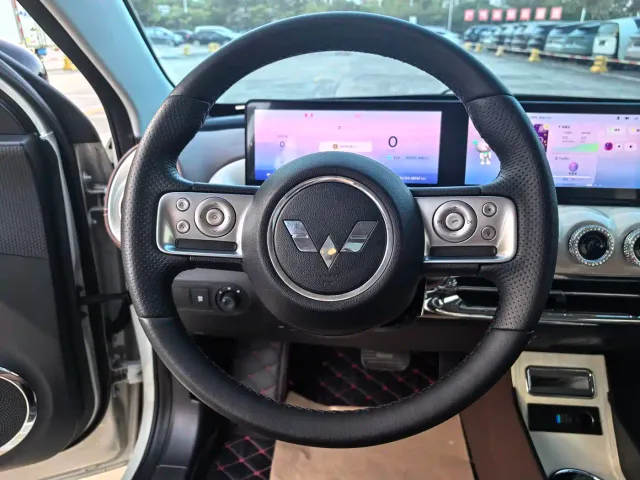 Wuling Bingo — Фото автомобиля 12