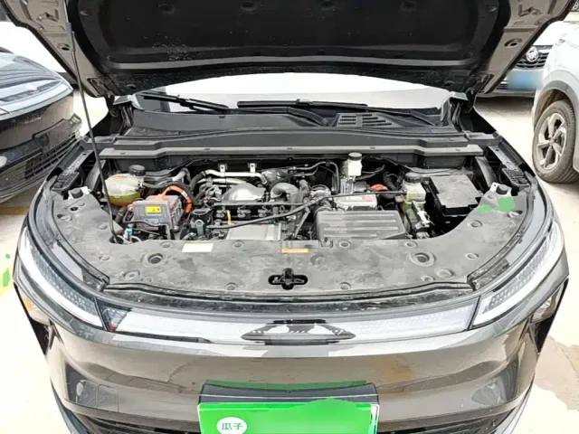 Dongfeng Aeolus L8 — Фото автомобиля 19