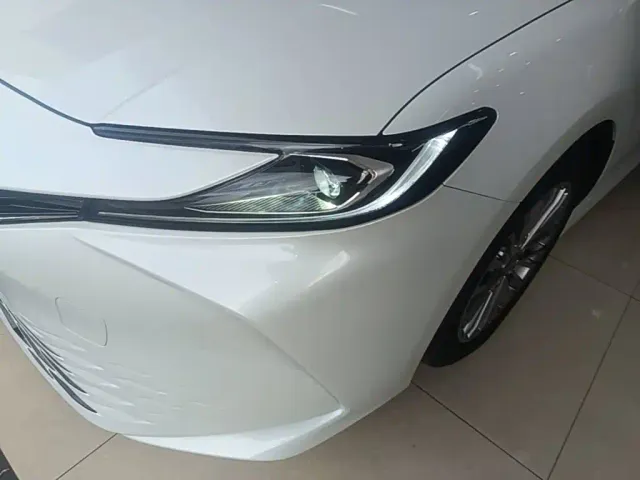 Toyota Camry — Фото автомобиля 23