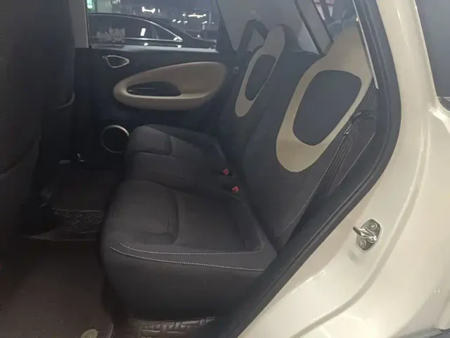 Wuling Bingo — Фото автомобиля 16