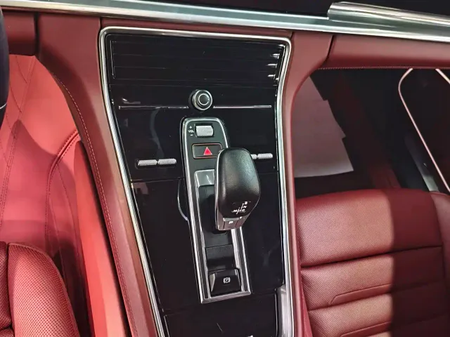 Porsche Panamera — Фото автомобиля 7