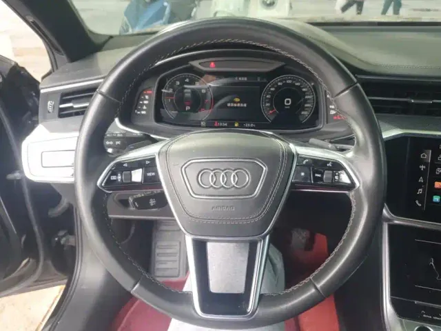 Audi A6L — Фото автомобиля 15