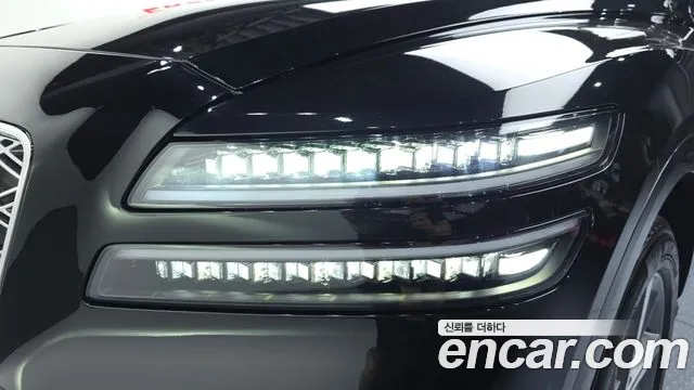 Genesis GV80 — Фото автомобиля 7