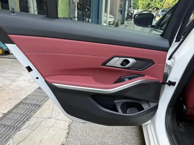 BMW 3 Series — Фото автомобиля 29