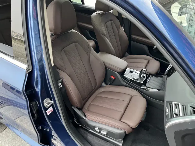 BMW BMW X3 2022 xDrive25i M Sport Package — Фото автомобиля 19