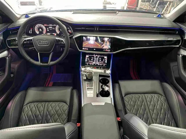 Audi A6L — Фото автомобиля 11