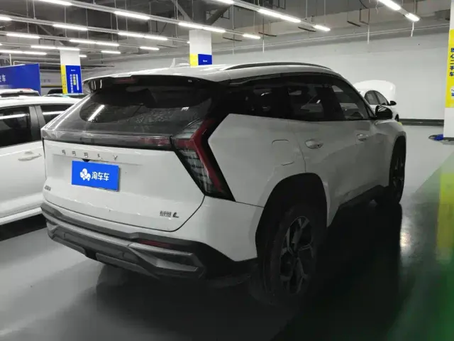 Geely Boyue L — Фото автомобиля 3