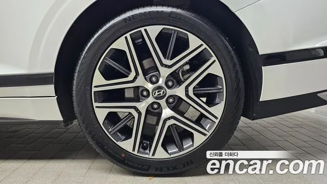 Hyundai Grandeur GN7 — Фото автомобиля 6