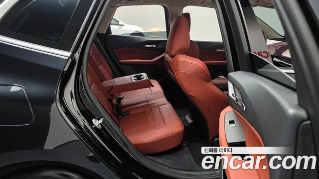 BMW 2 Series U06 — Фото автомобиля 17