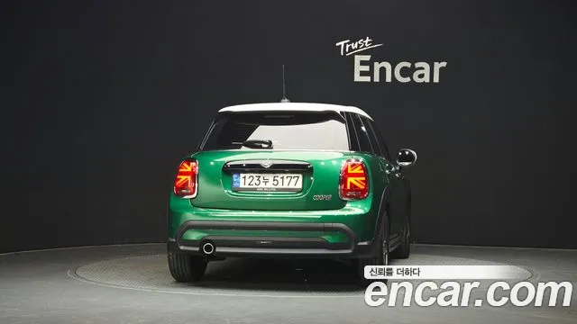 MINI Cooper — Фото автомобиля 4
