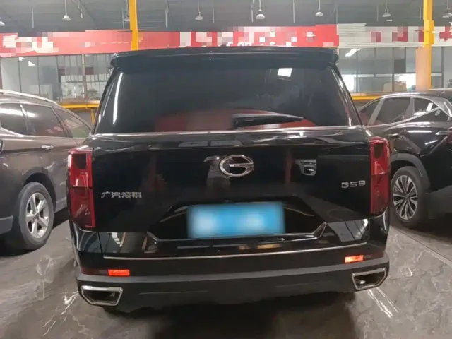 GAC Trumpchi GS8 — Фото автомобиля 5
