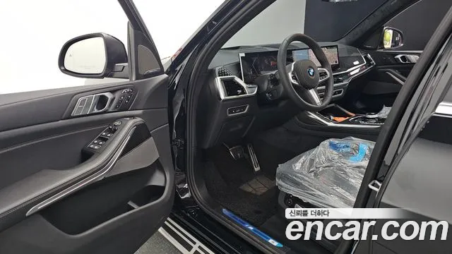 BMW X7 — Фото автомобиля 10