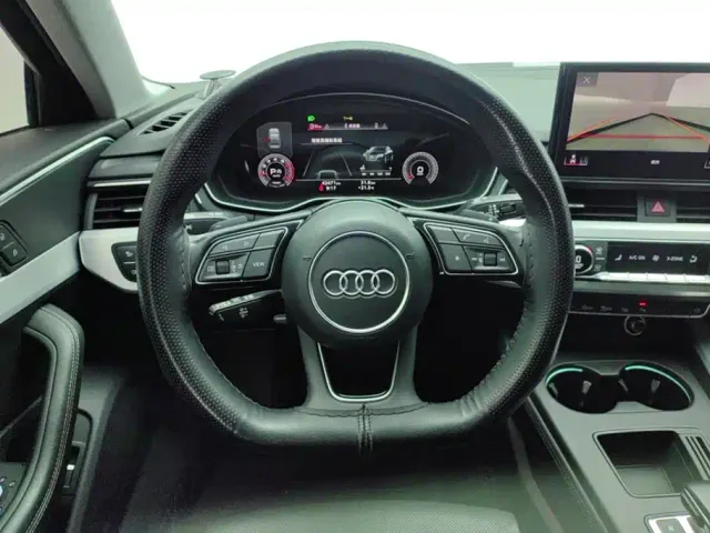Audi A4L — Фото автомобиля 15