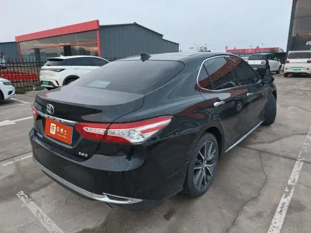 Toyota Camry — Фото автомобиля 4
