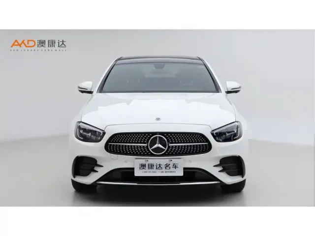 Mercedes-Benz E-Class — Фото автомобиля 2