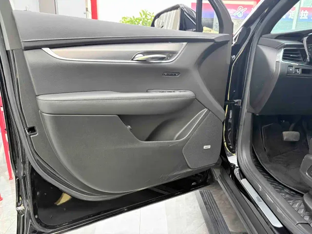 Cadillac XT6 — Фото автомобиля 5