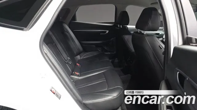 Hyundai Sonata Sonata (DN8) 2.0 LPG(Для проката) — Фото автомобиля 12