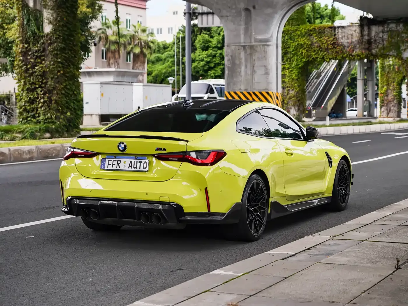 BMW BMW M4 2022 M4 Coupe Thunder Edition — Фото автомобиля 22