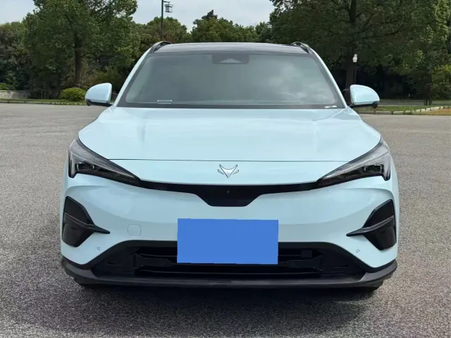 Arcfox Alpha T5 — Фото автомобиля 2