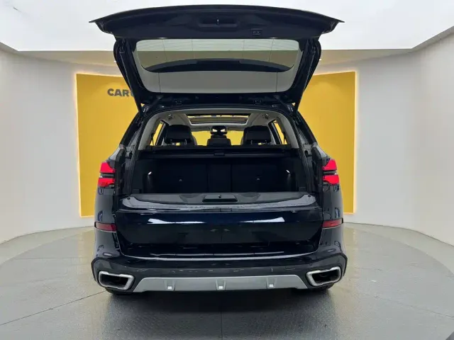 BMW X5 — Фото автомобиля 11