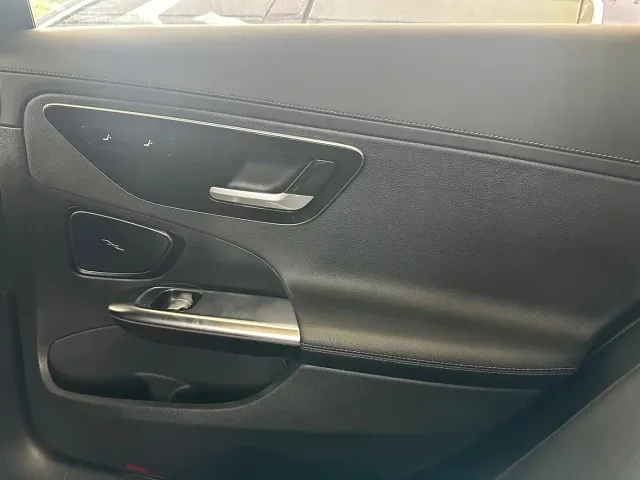 Mercedes-Benz C-Class — Фото автомобиля 26