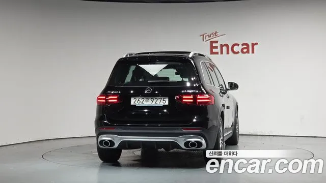 Mercedes-Benz GLB-Class — Фото автомобиля 3