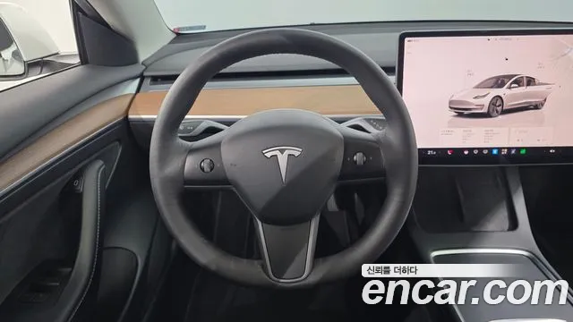 Tesla Model 3 — Фото автомобиля 13