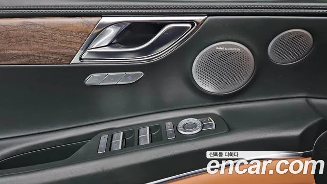 Genesis GV80 3.5T Бензин AWD — Фото автомобиля 24