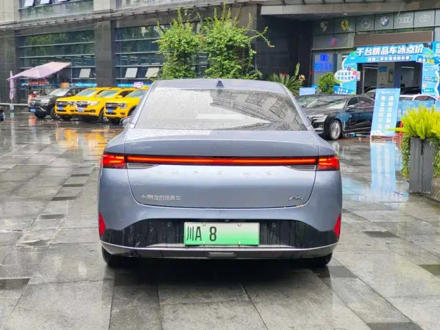 Xpeng P5 — Фото автомобиля 4
