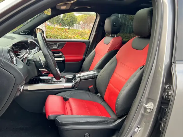 Mercedes-Benz GLB AMG — Фото автомобиля 8